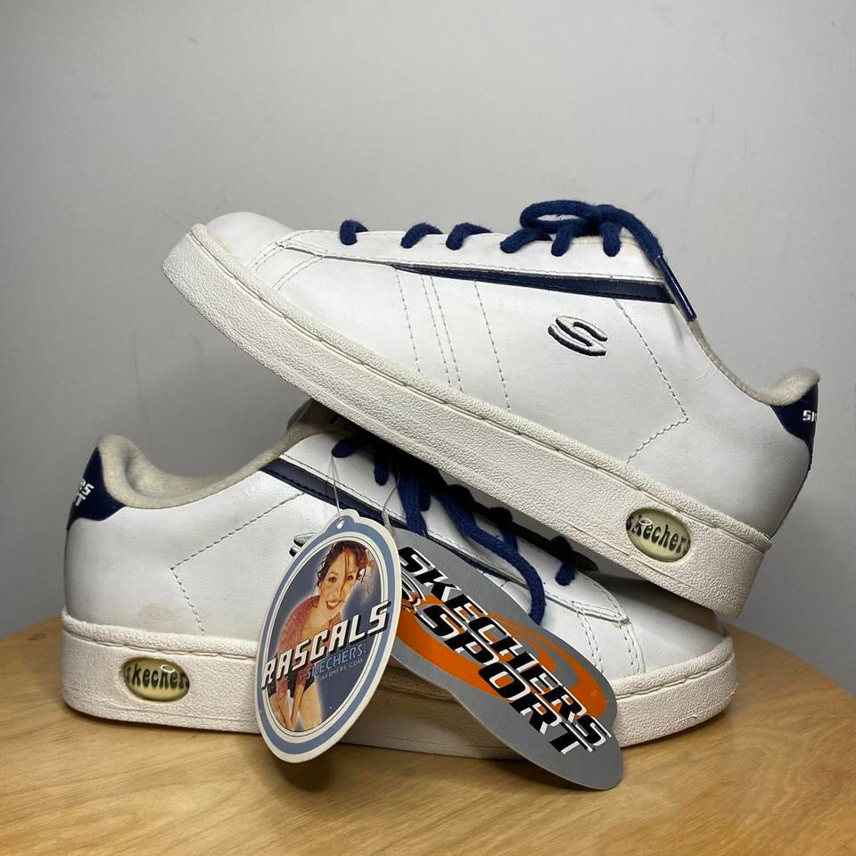 00s Deadstock White Leather Skechers Trainers